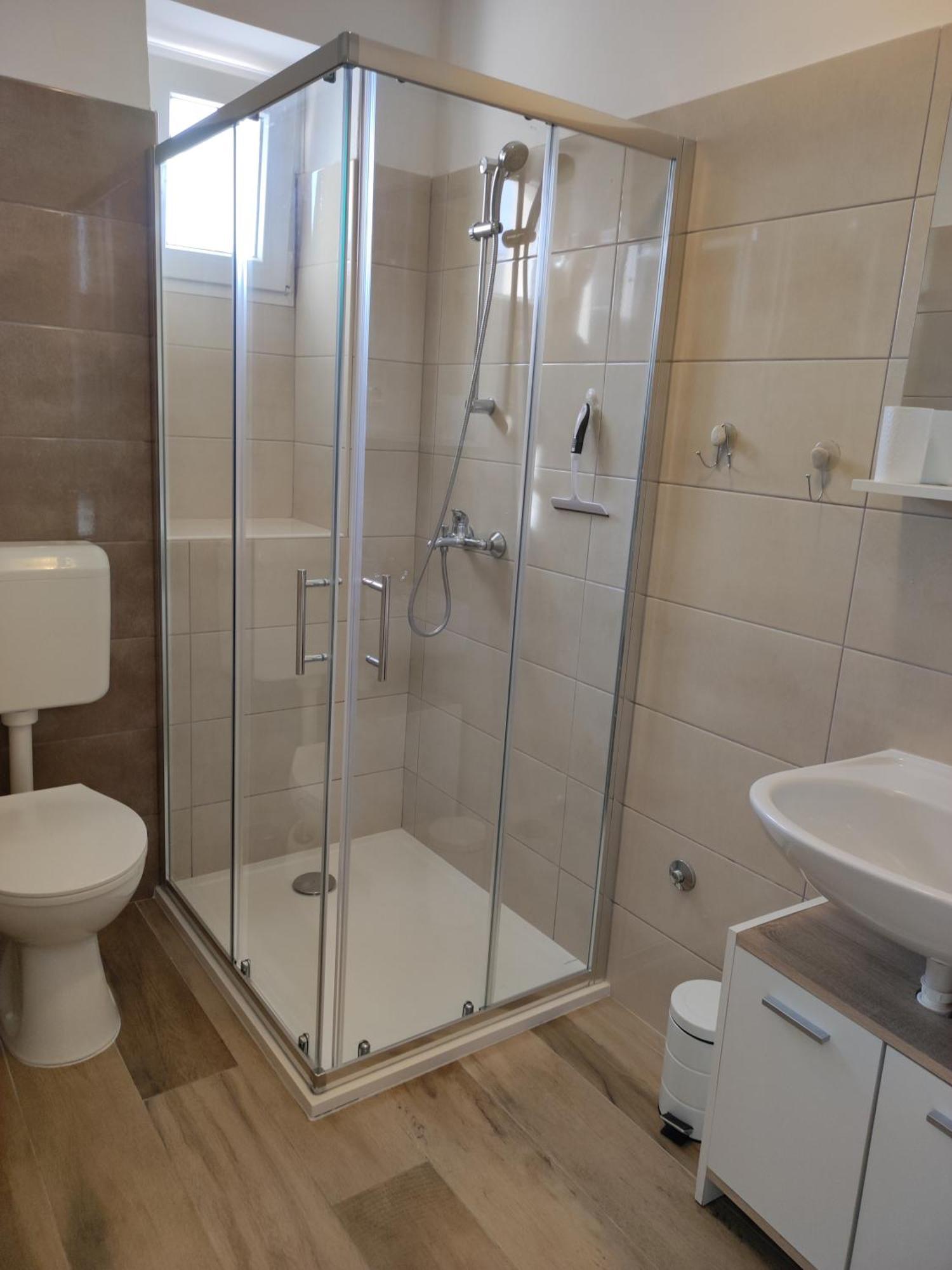 באניולה Apartments Martina מראה חיצוני תמונה